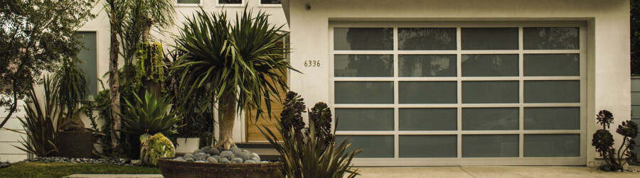 Model 8800, Aluminum Anodized, Clear White Laminated Glass