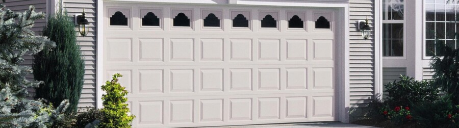 Model 8700, Vinyl Colonial, Glacier White Ruston